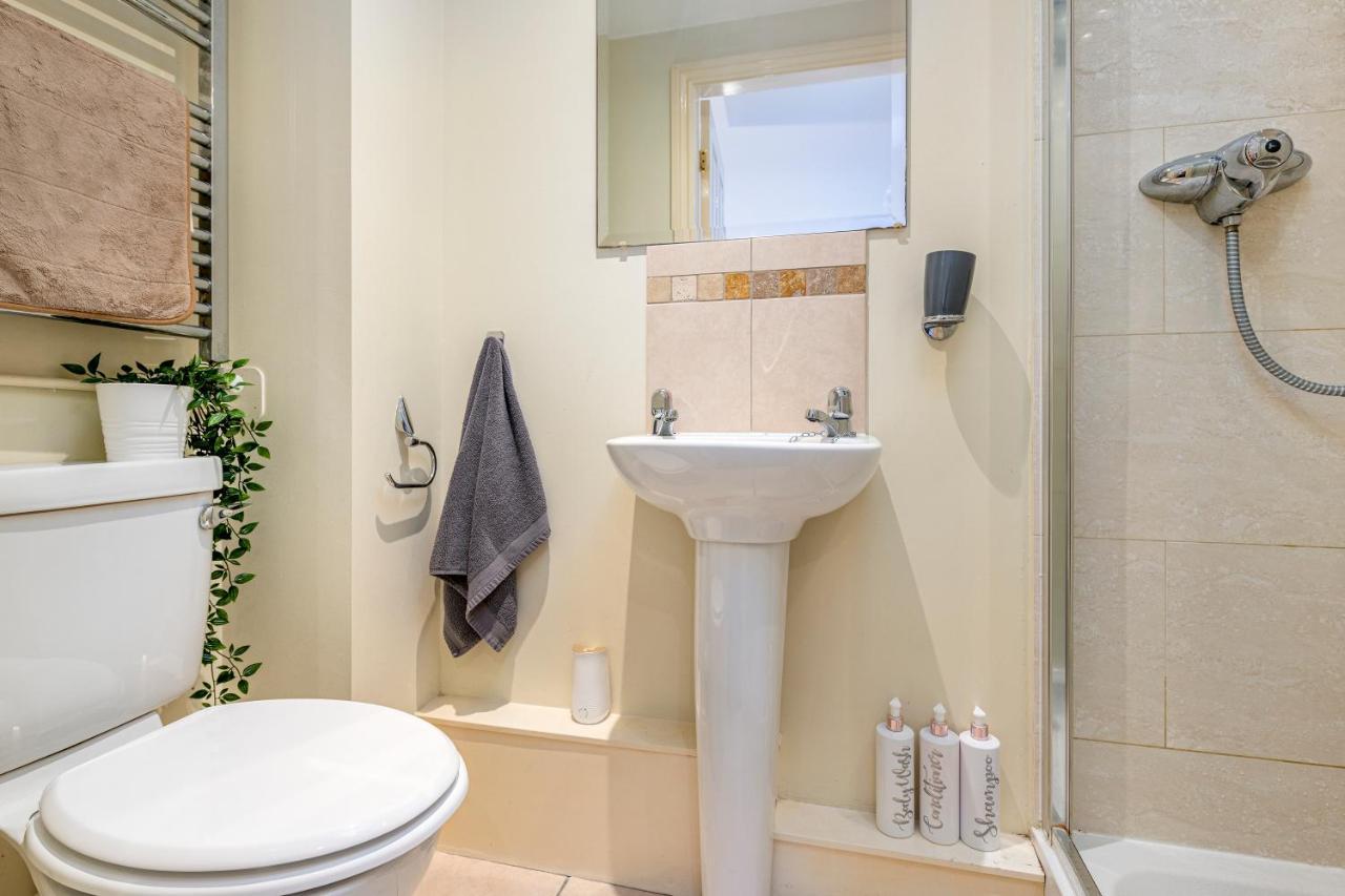 City Centre Charming 2 Bed Lovely Apartment-Snugstaff Lincoln Bagian luar foto