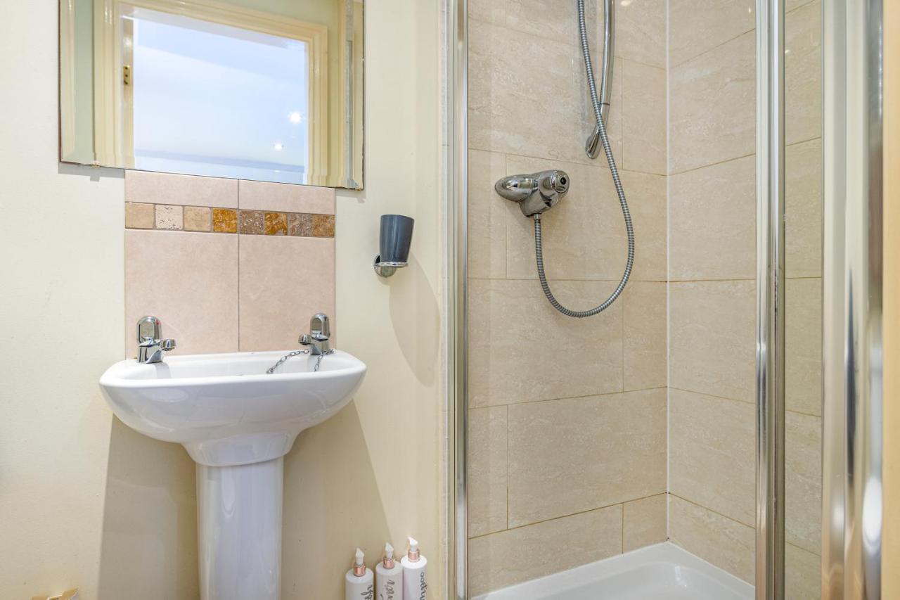 City Centre Charming 2 Bed Lovely Apartment-Snugstaff Lincoln Bagian luar foto