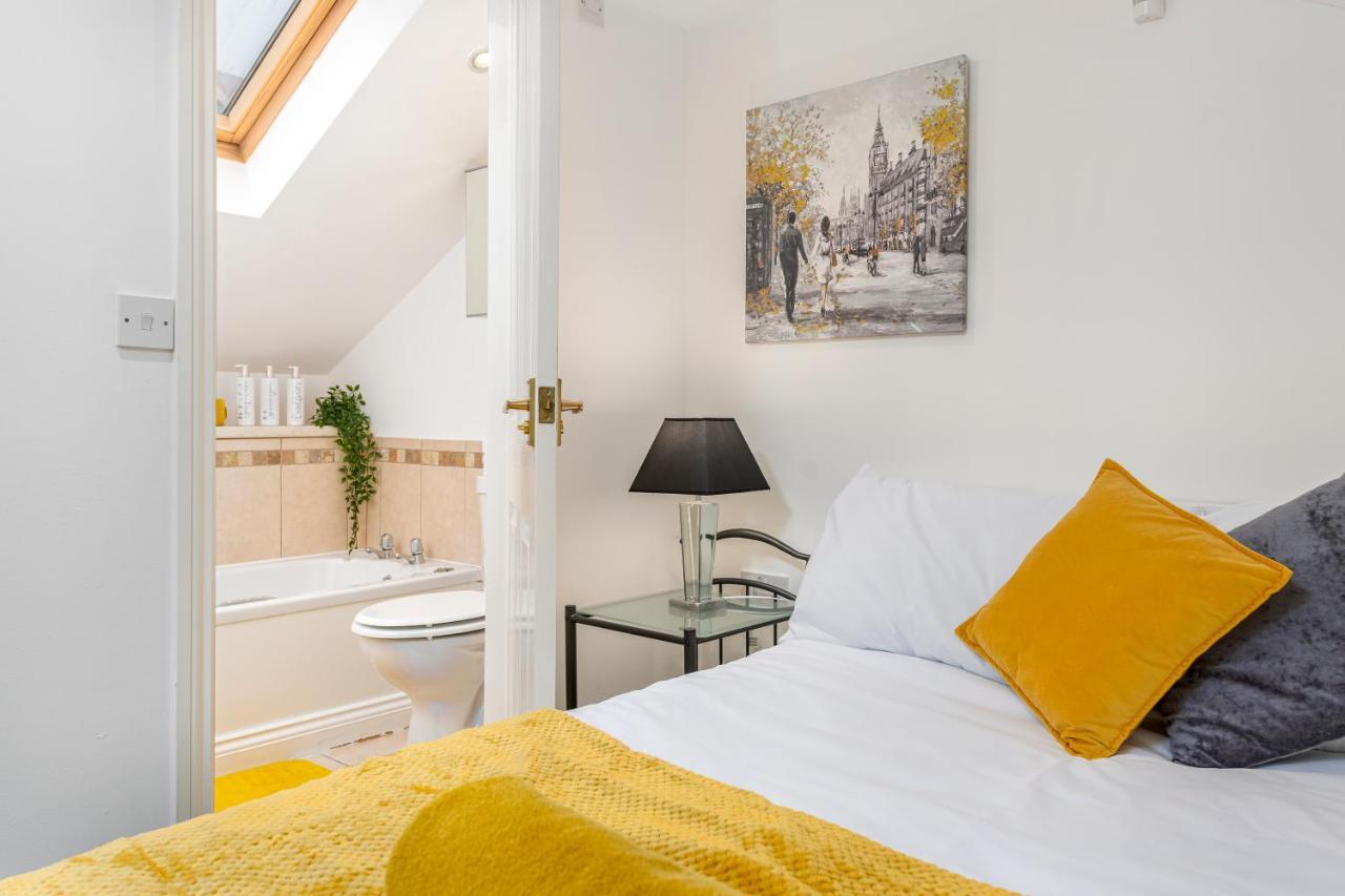 City Centre Charming 2 Bed Lovely Apartment-Snugstaff Lincoln Bagian luar foto